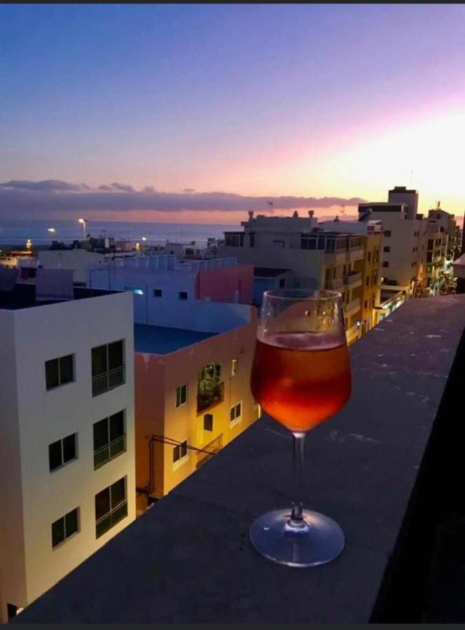 Apartmán The White Heart House - Attic Sea View Los Cristianos  Exteriér fotografie