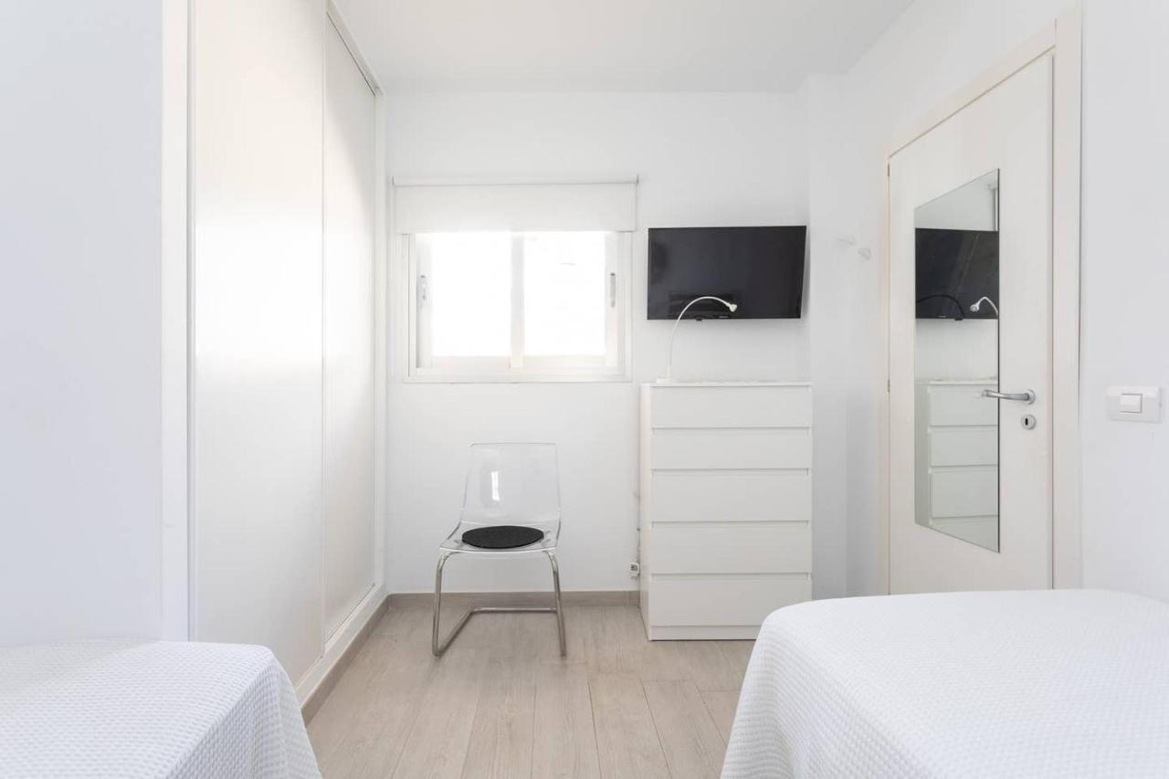 Apartmán The White Heart House - Attic Sea View Los Cristianos  Exteriér fotografie